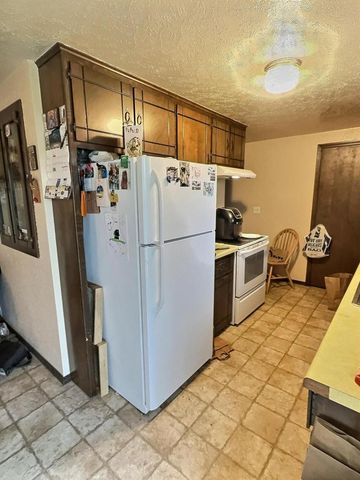 1665 W PAULSON ROAD, Green Bay, WI 54313