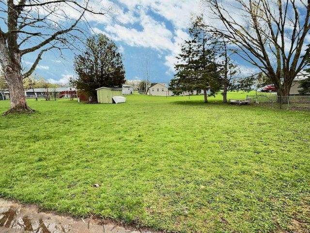 1665 W PAULSON ROAD, Green Bay, WI 54313