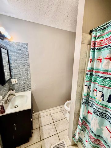 5017 A Elk River Road South, Elkview, WV 25071