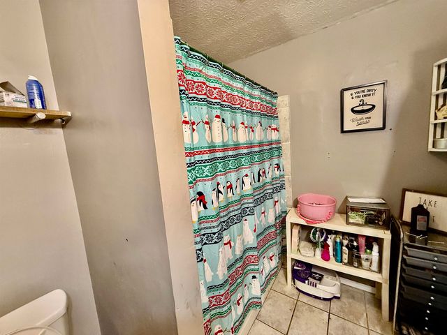 5017 A Elk River Road South, Elkview, WV 25071