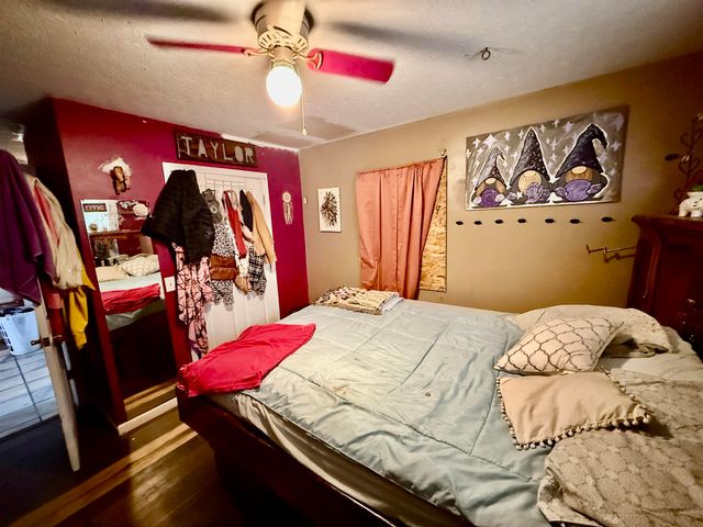 5017 A Elk River Road South, Elkview, WV 25071