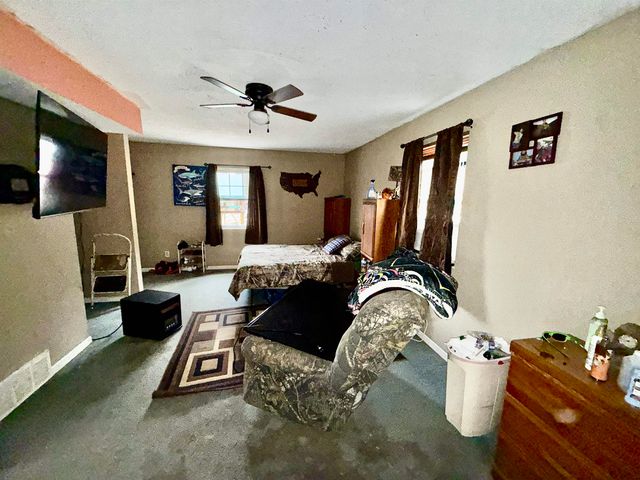 5017 A Elk River Road South, Elkview, WV 25071