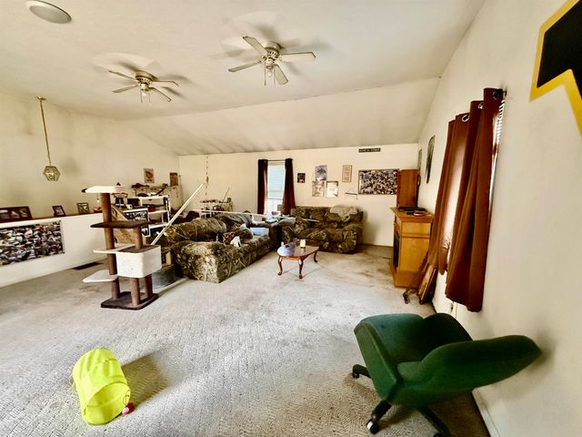 5017 A Elk River Road South, Elkview, WV 25071