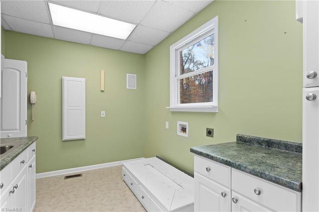 4508 Wyo Road, Yadkinville, NC 27055