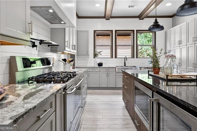 300 Martinique Trace, Canton, GA 30115