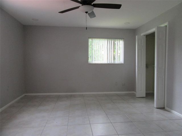 4100 NW 110th Avenue S, Coral Springs, FL 33065