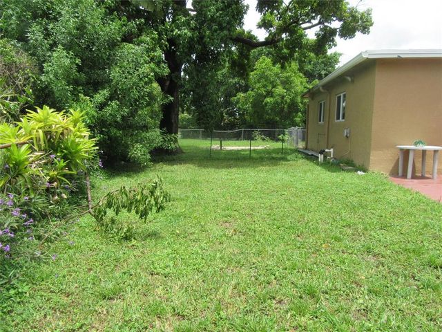 4100 NW 110th Avenue S, Coral Springs, FL 33065