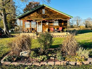 267 State Highway 142, Bakersfield, MO 65609