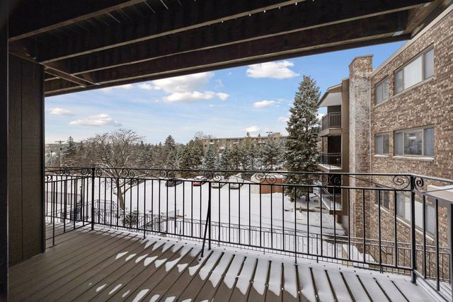 4120 Parklawn Avenue 228, Edina, MN 55435