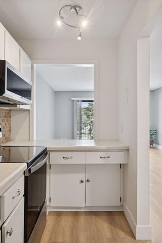 4120 Parklawn Avenue 228, Edina, MN 55435