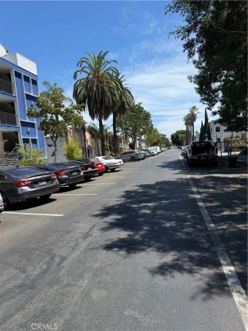 801 E 1st Street 10, Long Beach, CA 90802