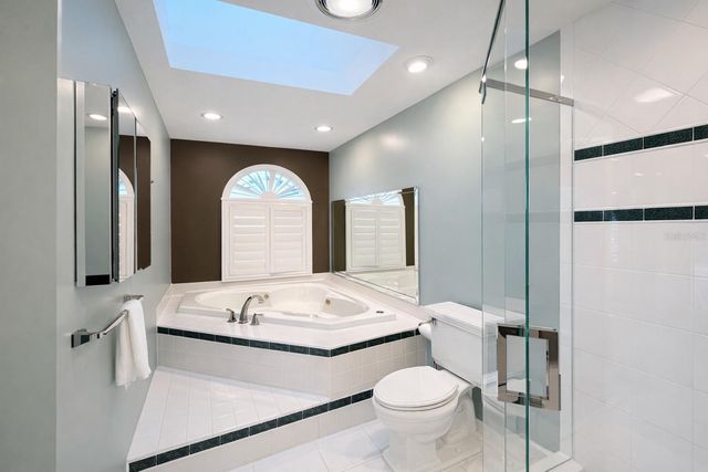 615 HARBOR ISLAND, Clearwater Beach, FL 33767