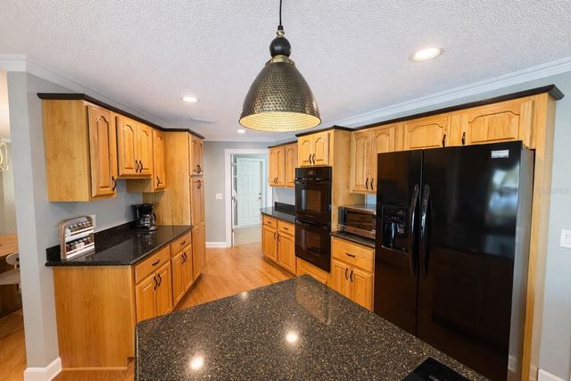 615 HARBOR ISLAND, Clearwater Beach, FL 33767