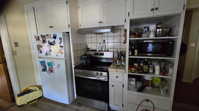 8043 Valencia Ave, Stockton, CA 95209