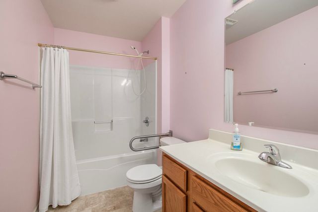 6 Victoria Circle, La Porte, IN 46350