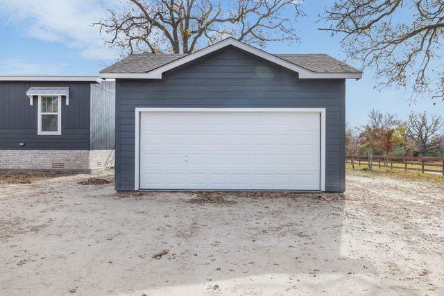 6724 Atakapan Trail, Bedias, TX 77831