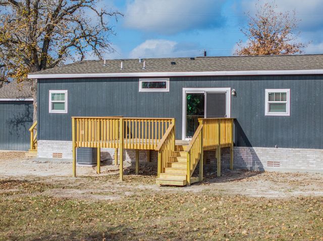 6724 Atakapan Trail, Bedias, TX 77831