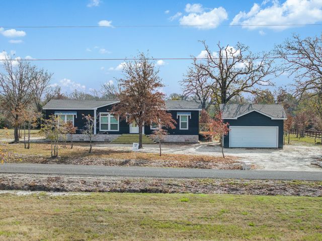 6724 Atakapan Trail, Bedias, TX 77831