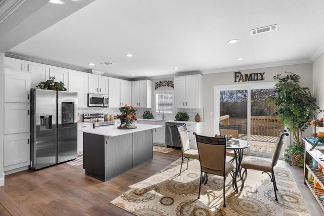 6724 Atakapan Trail, Bedias, TX 77831