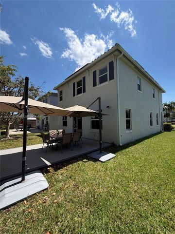 1361 SE 27th Ter, Homestead, FL 33035