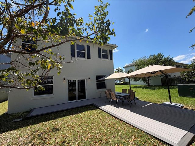 1361 SE 27th Ter, Homestead, FL 33035