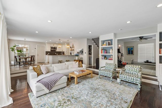 7012 Wakefield Street, Dallas, TX 75231