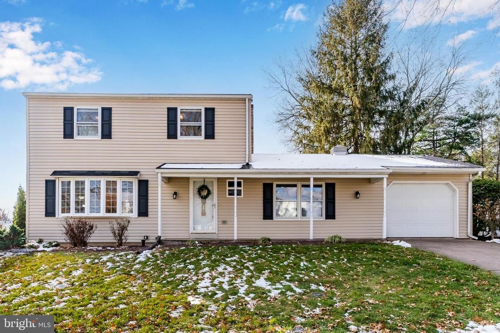 800 DARLA ROAD, Mechanicsburg, PA 17055