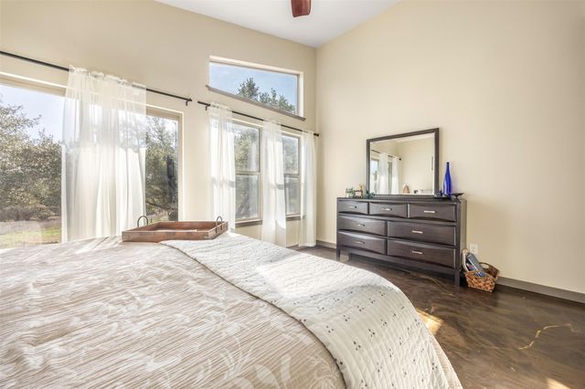 609 Las Colinas DR, Wimberley, TX 78676