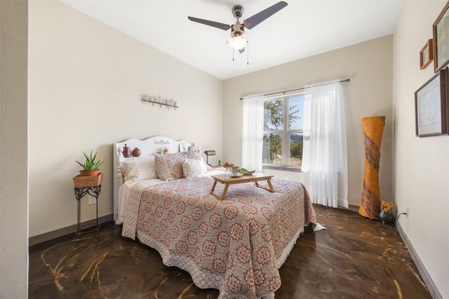 609 Las Colinas DR, Wimberley, TX 78676