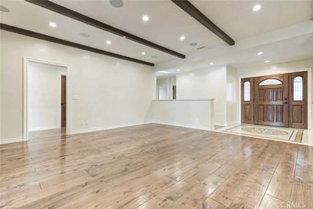 9340 Bianca, Northridge, CA 91325