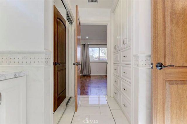 9340 Bianca, Northridge, CA 91325