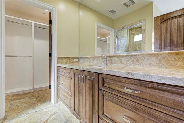 9340 Bianca, Northridge, CA 91325