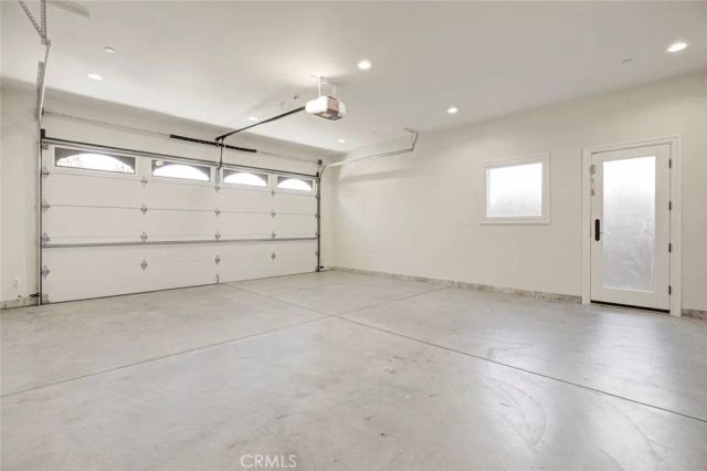 9340 Bianca, Northridge, CA 91325