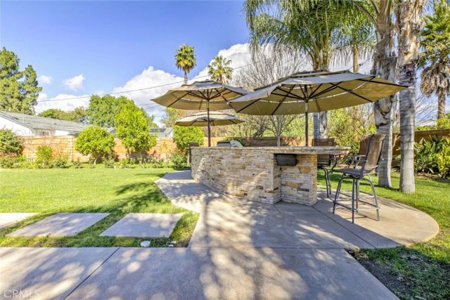 9340 Bianca, Northridge, CA 91325