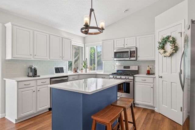 10402 34th Street NE, Saint Michael, MN 55376
