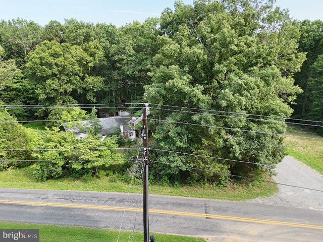 15 HANBACK RD, Gordonsville, VA 22942