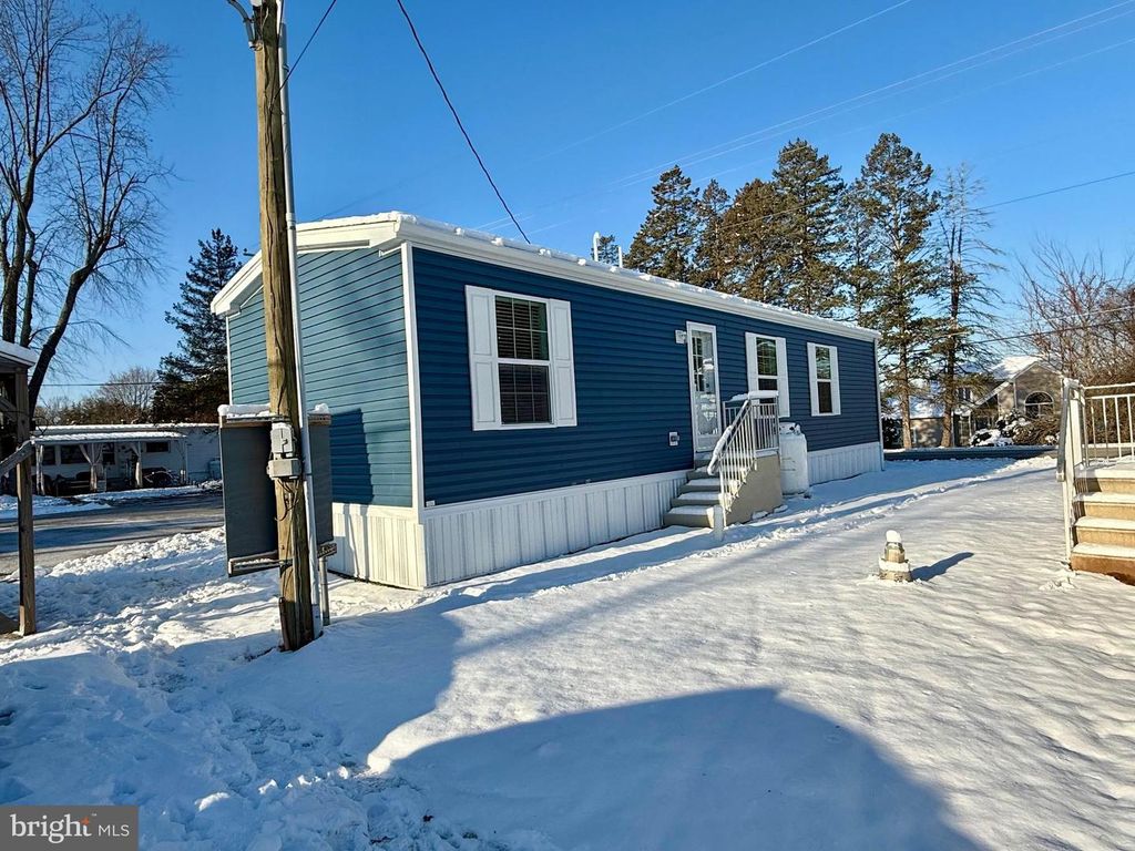 46 MOCKINGBIRD LN, Phoenixville, PA 19460