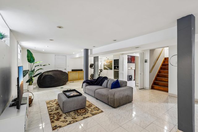 708 79TH ST, North Bergen, NJ 07047