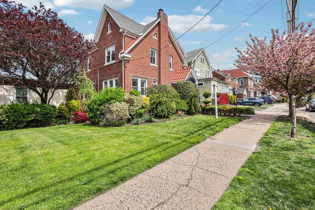 708 79TH ST, North Bergen, NJ 07047