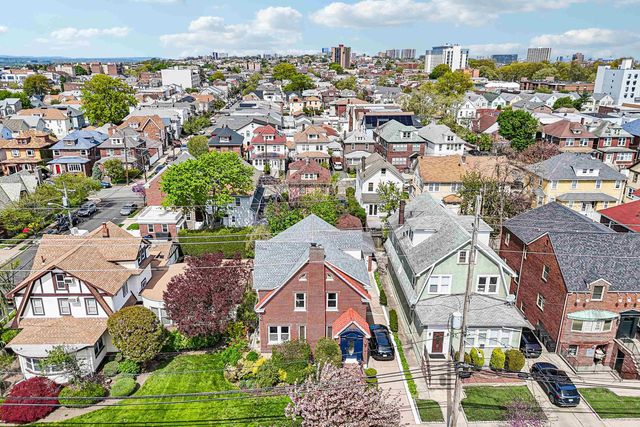 708 79TH ST, North Bergen, NJ 07047