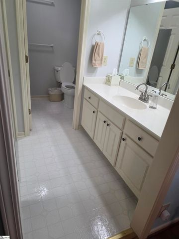 104 Burdock Way, Simpsonville, SC 29681