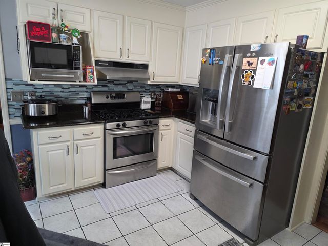 104 Burdock Way, Simpsonville, SC 29681