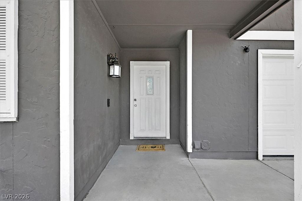 4301 El Esteban Way, Las Vegas, NV 89121 — photo 2