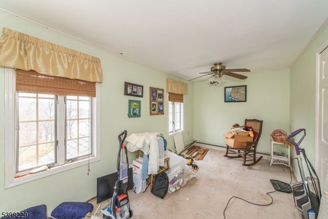 15 Cherry St, Newton Town, NJ 07860