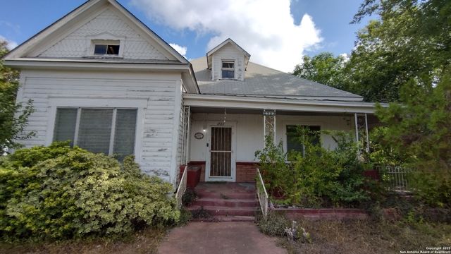 1723 cesar e chavez, San Antonio, TX 78207