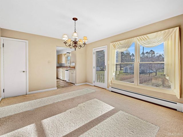 1617 S 17th Avenue, Escanaba, MI 49829