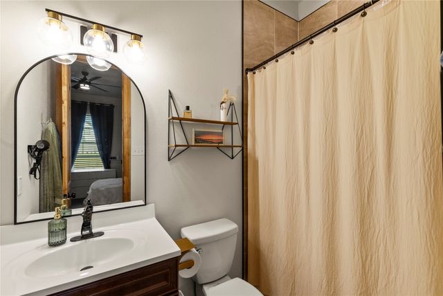 313 Cedar Creek Landing Lane, Mabank, TX 75143