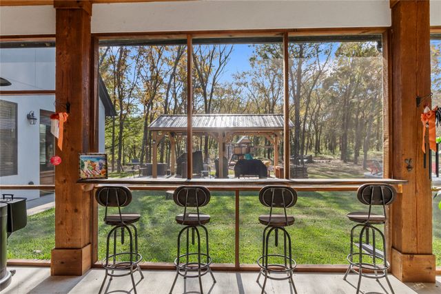 313 Cedar Creek Landing Lane, Mabank, TX 75143