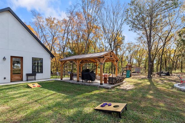 313 Cedar Creek Landing Lane, Mabank, TX 75143