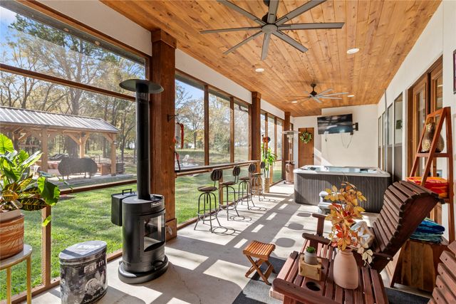 313 Cedar Creek Landing Lane, Mabank, TX 75143